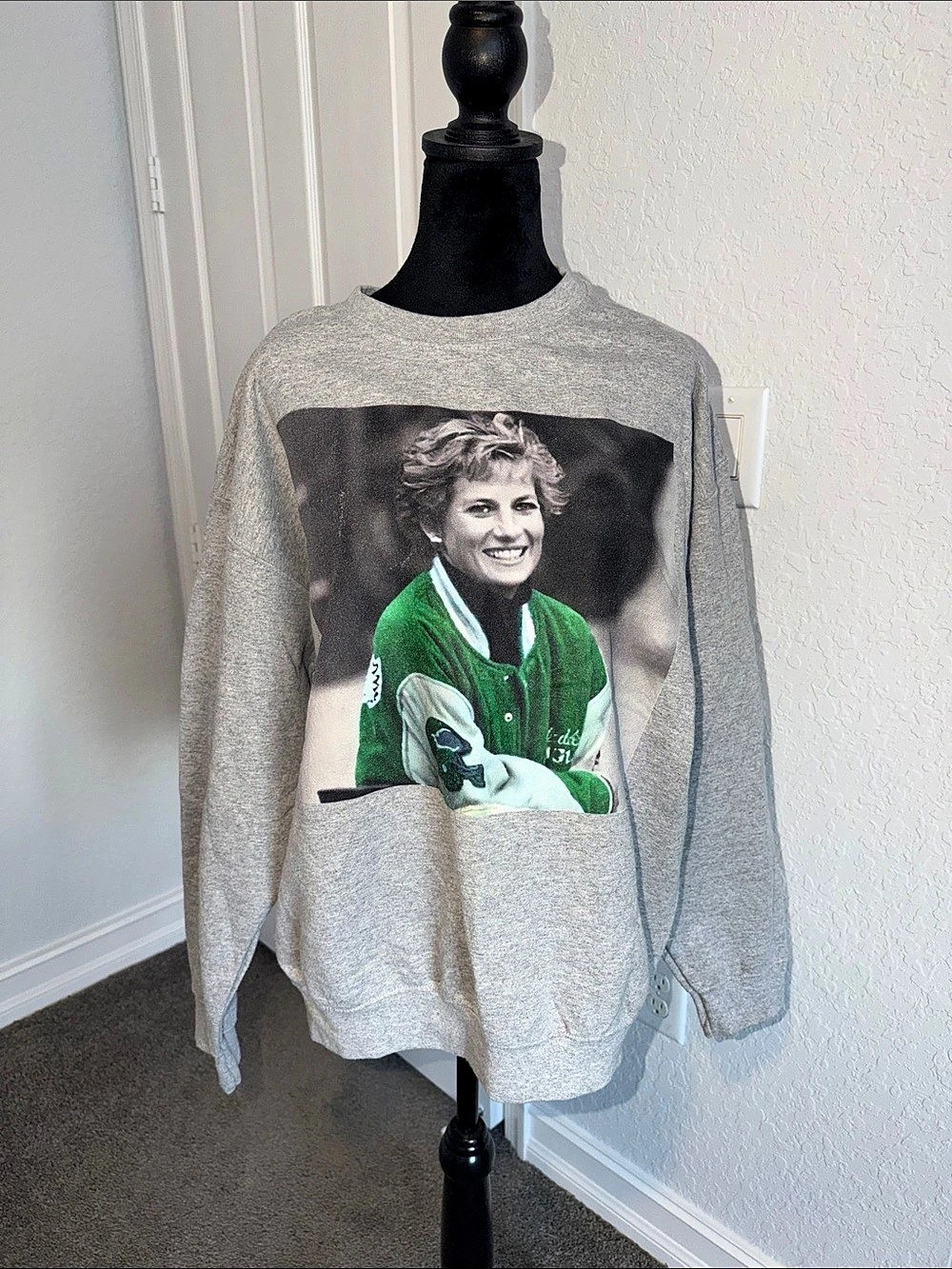 Philadelphia Eagles Princess Diana Graphic Sweatshirt Gray